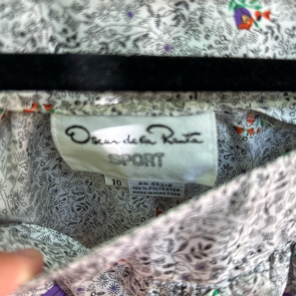 Vintage Oscar de la Renta blouse 🫶🏻✨ - Picture 3 of 4